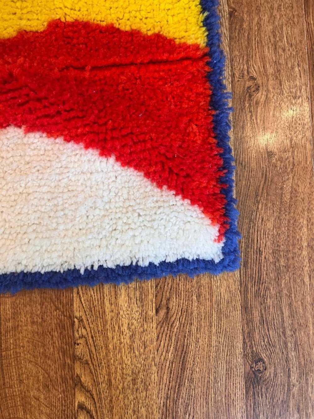 Rainbow Heart 1980s Latch Hook Rug Handmade Rectangular 24x16" Multicolor Vintag - Picture 4 of 8